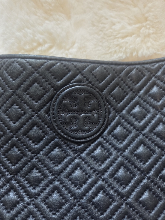 Tory Burch Handbags - Tory Burch Black Quilted Leather Shoulder Bag with Logo Medallion